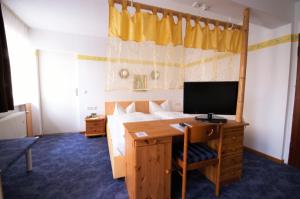 Double Room with Balcony room in Hotel Weidenau