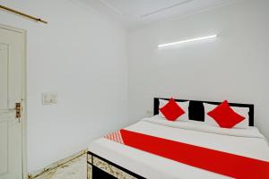 Hotel O Red Apple Home