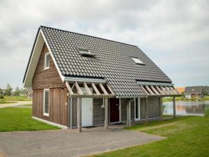 Waterfront Stay Near Beach