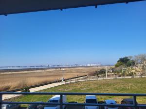 Appartement 4 Pers, Vue Mer, 2 Terrasses, Accès Plage - FR-1-364-173