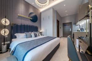 BORUISI Plaza Residence Apartment - Shenzhen Futian Convention & Exhibition Center