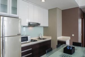 Vibrant Luxurious 2BR Apartment at Aryaduta Residence Connected to Cito Mall By Travelio