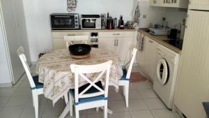 CARIBOU T2 piscine - Axelle LocAppart