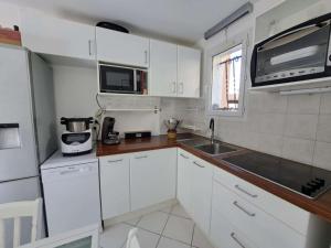 Maison mitoyenne climatisée 7 pers. avec piscine et parking à Marseillan-Plage - FR-1-326-848