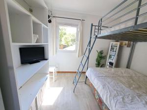 Maison mitoyenne climatisée 7 pers. avec piscine et parking à Marseillan-Plage - FR-1-326-848
