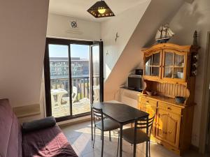 Appartement 2 pièces accès direct plage, animaux acceptés, Wifi - FR-1-487-378