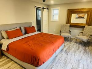 Chads PickwickLake Retreat