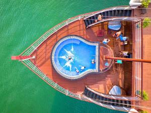 Le Journey Elegance Cruise