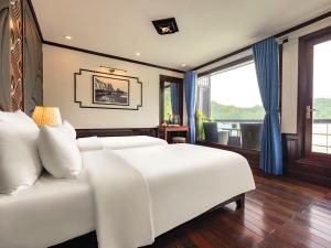 Suite Junior Có Ban Công (Junior Suite with Balcony)