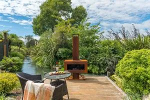 Streamside Flax Cabin - Waitahanui, Taupo - Waitahanui