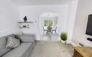 4 Bed modern home, Family Home, Remote working - Wavendon