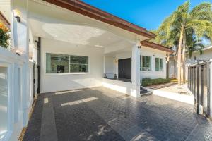 V175 Huge 21M Pool 5-BR 1Km 2 Kamala Beach