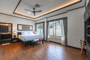 V175 Huge 21M Pool 5-BR 1Km 2 Kamala Beach