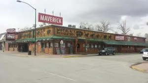 Frontier Lodge - Lander