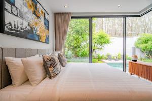 3BR Pool Villa at Botanica Modern Loft in Bangtao