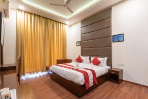 Hotel Florence near Artemis Hospital