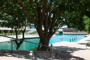 Canal Quays 606 apartment on V&A Waterfront Canals