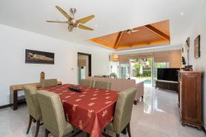 Balinese Style 3BR Villa Morning Forest, Nai Harn