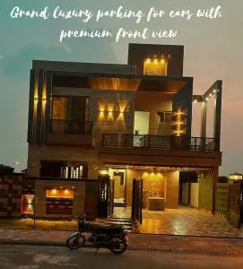 Luxury Traveler Stay - Farīdkot