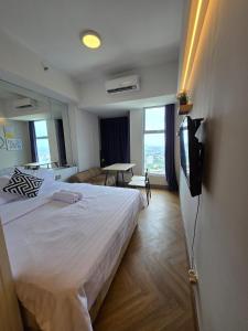 Cosmy Benson 38 Apartment