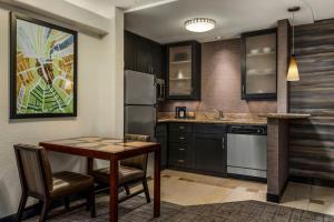 King Studio with Sofa Bed room in Residence Inn by Marriott Richmond Chester