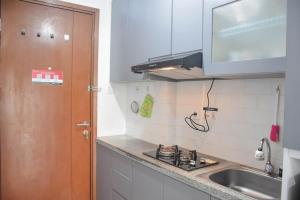Nice and Comfy Studio Apartment at Signature Park Grande By Travelio
