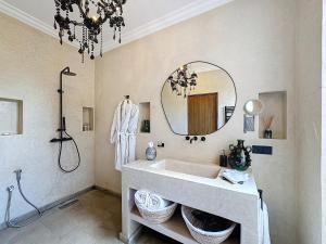 VILLA PASCHMINA PISCINE CHAUFFEE