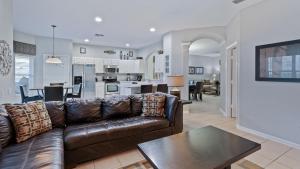 DB2644 Windsor Hills Resort 6 Bedroom