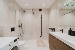 Brown apartments by Monto