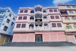 Super Collection O Ramgarh Mod Near Hawa Mahal Formerly Hotel NG Palace - Amer