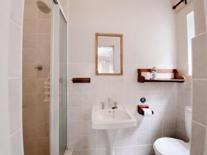 Treetops, Amblewood Guesthouse