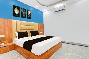 Super Townhouse Sector 62 Gurgaon Near World Mark