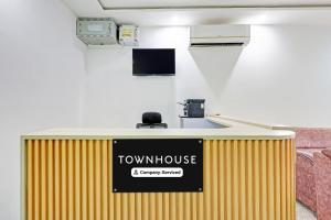 Super Townhouse Sector 62 Gurgaon Near World Mark