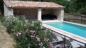 Villas Villa spacieuse avec jardin a Saignon : photos des chambres