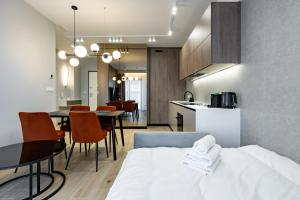 Spodek Superior Apartment by BookingHost