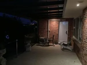 Robyn's Nest - Lepperton