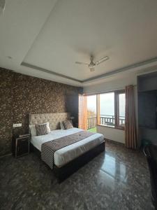 Baakhli Guest House and Restaurant