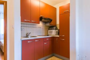 Fucane - Ella - MPolo