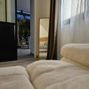 El susurro del tajo La gruta