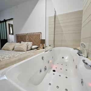 El susurro del tajo La gruta