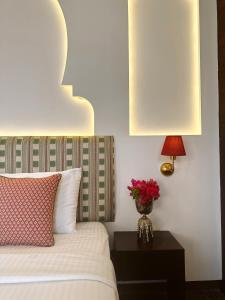 Hotel Atulyaa Taj