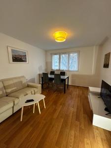 Appartements Nice 3 rooms 400m RER B direct Paris : photos des chambres