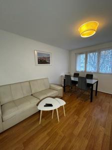 Appartements Nice 3 rooms 400m RER B direct Paris : photos des chambres