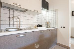 Via Giardini House img11