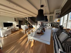Breeze Residence Villa