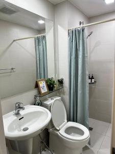 Azure Residences Staycation - Bahamas tower