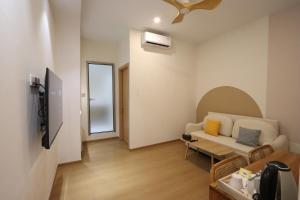 Casabella Homestay 205 Batam Penuin