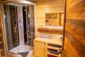 Land Alm Family Lodges