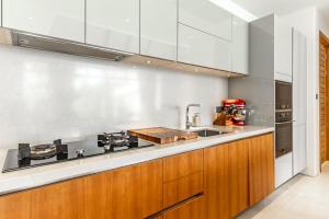 Anchan Flora by Villacarte