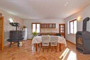 Apartments Bale 1945